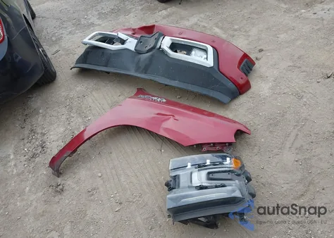 2019 Chevrolet Silverado 1500 High Country из США, поврежденный, VIN 1GCUYHED2KZ144698